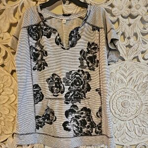 Lucky Lotus Floral Print Women's Top